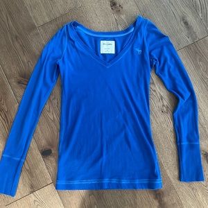 Abercrombie kids Long Sleeve v-neck top